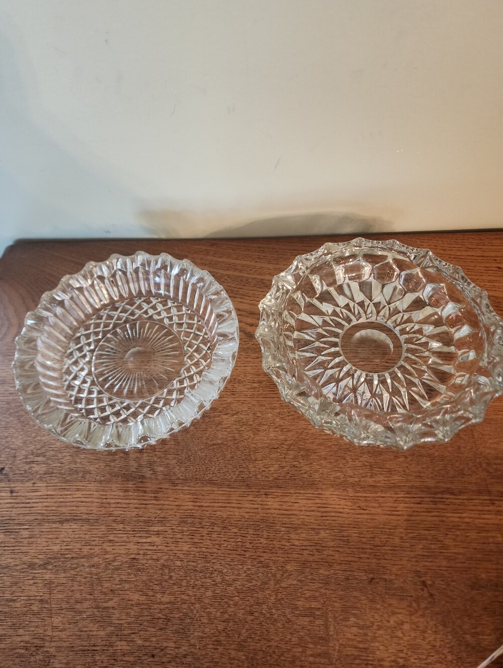 Vintage Set Of 2 Diamond Cut Design Ashtrays